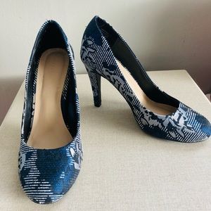 Kelly & Katie round-toe heels